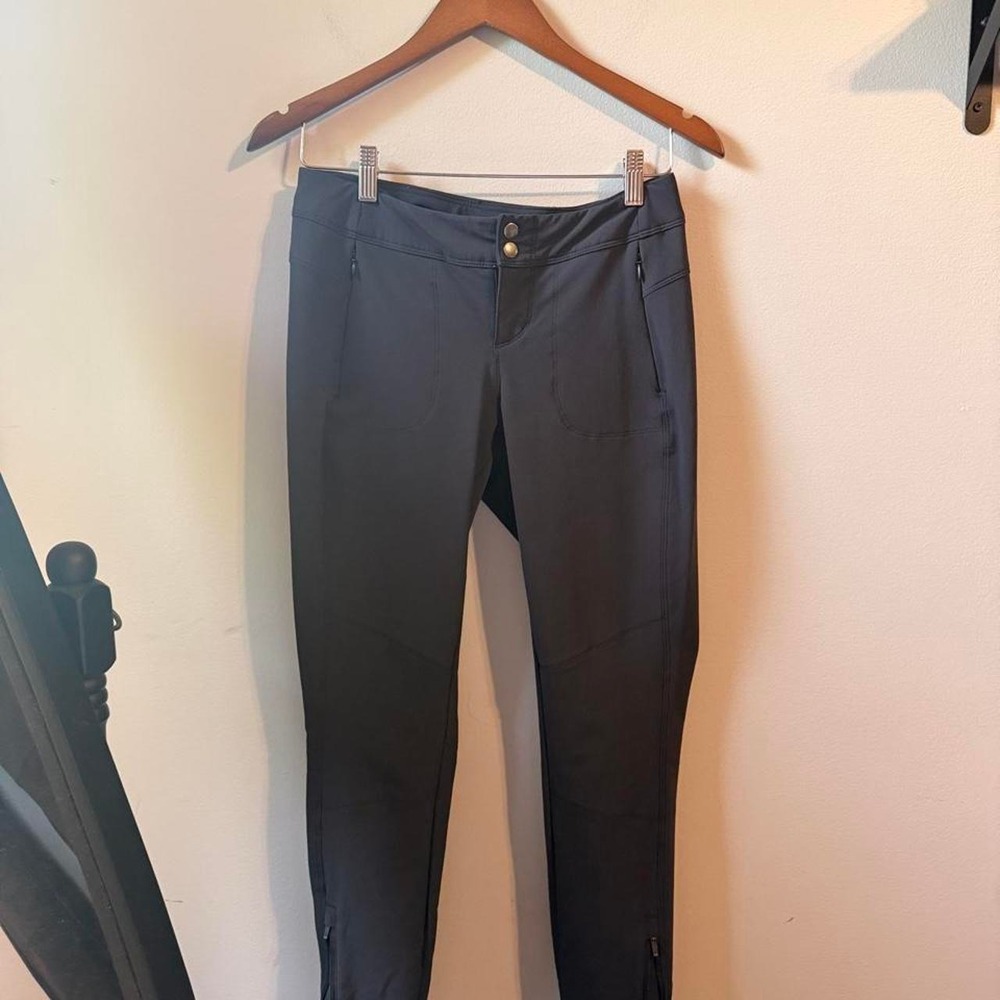 KÜHL Women's Black hiking Pants Size 4 Regular skinny leg